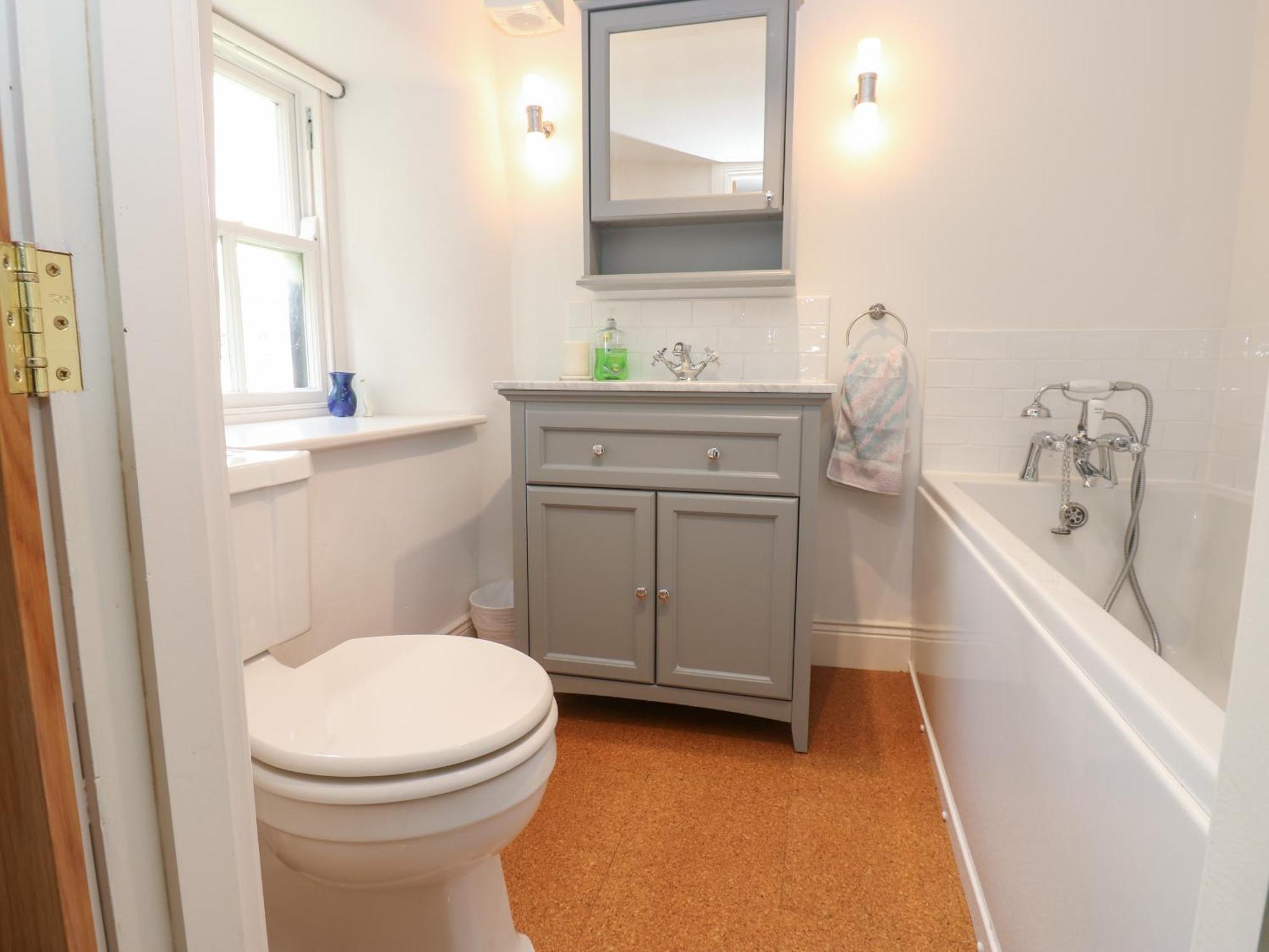 Cross View Cottage Олстон Екстер'єр фото